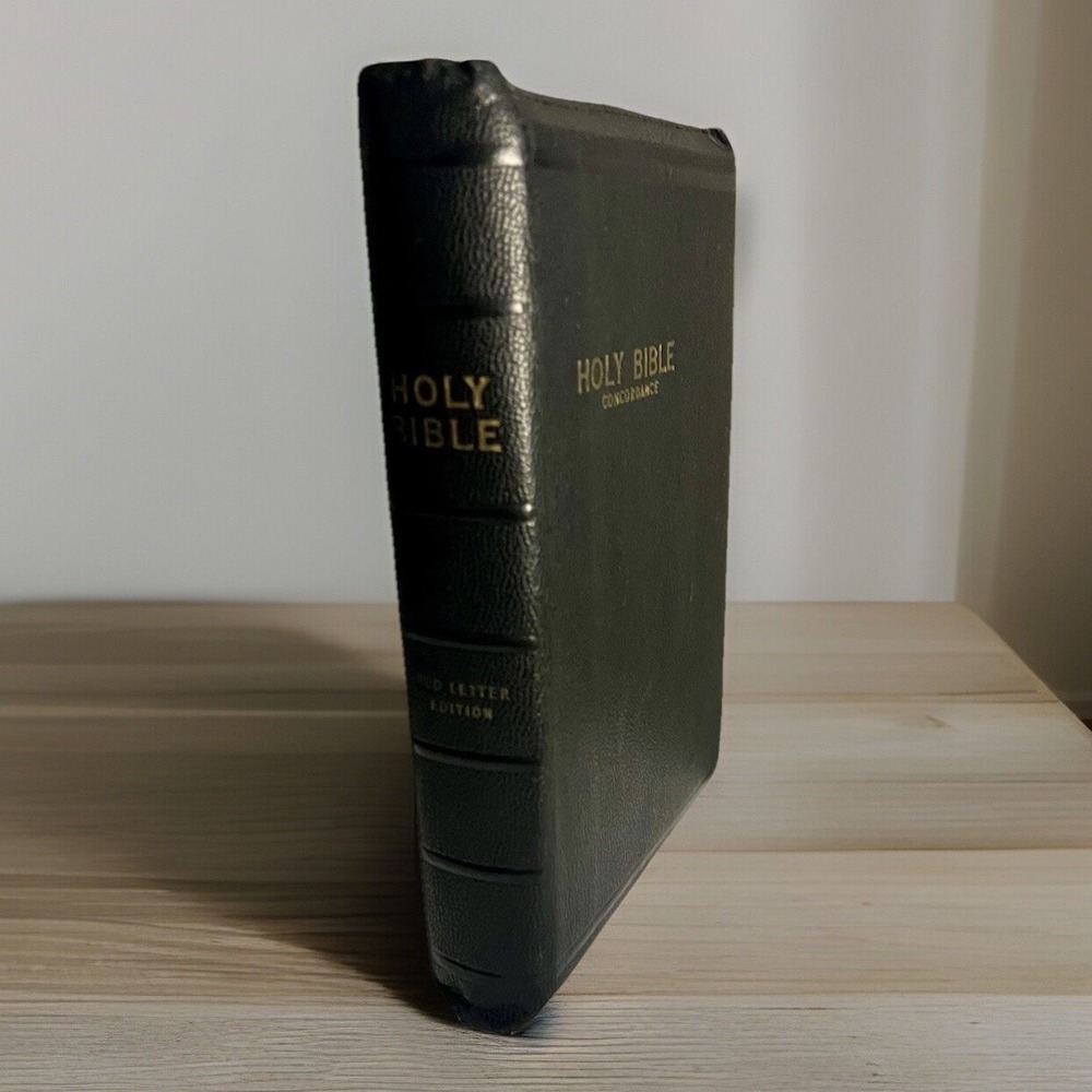The Holy Bible [KJV] Concordance, World Publishing Leather Zipper Red letter Ed.